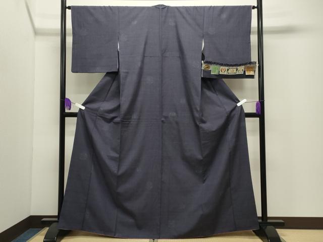 平和屋着物●本場結城紬　重要無形文化財　80亀甲　飛び亀甲柄　吉祥丸文　証紙付き　正絹　逸品　CABI0667gh