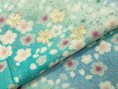 平和屋着物●豪華振袖　駒刺繍　舞桜文　暈し染め　金彩　金通し地　正絹　逸品　CABI0691gh