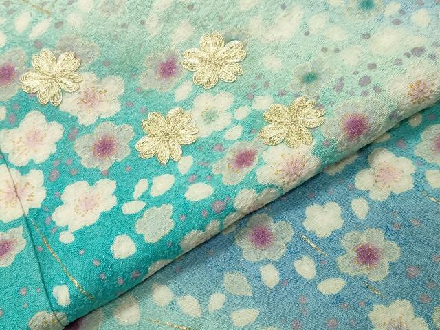 平和屋着物●豪華振袖　駒刺繍　舞桜文　暈し染め　金彩　金通し地　正絹　逸品　CABI0691gh