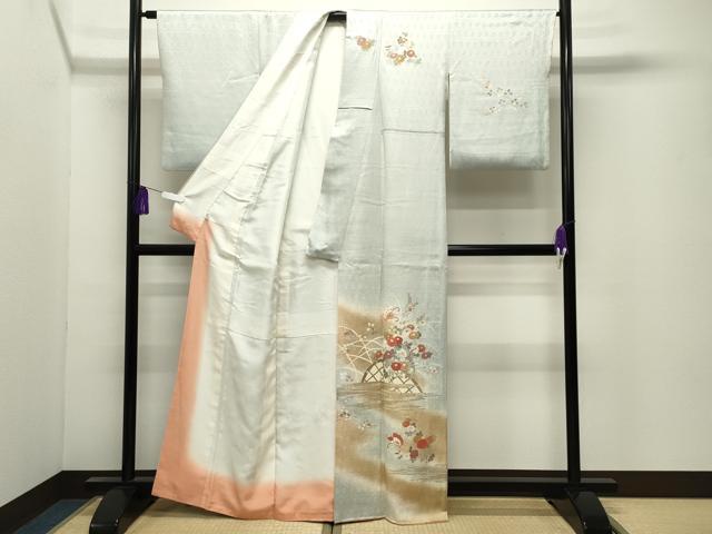 平和屋着物●中国三大刺繍　相良刺繍　訪問着　籬舞蝶文　暈し染め　金彩　松坂屋扱い　正絹　逸品　CABI0722gh