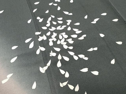 平和屋着物●訪問着　舞桜文　暈し染め　黒地　鬼しぼ縮緬　正絹　逸品　CABI0740gh
