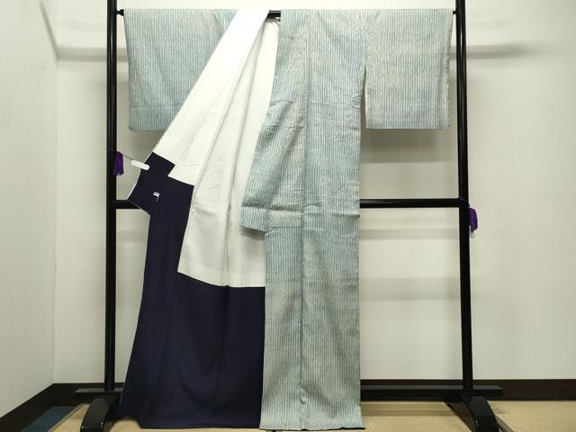 平和屋着物●藍造り国選定無形文化財　藍師・佐藤昭人　藍香房　小紋　紬地　杢目絞り　藍工房　縞　正絹　逸品　CABI0780gh