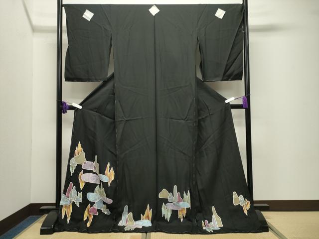 平和屋着物●豪華黒留袖　ろうけつ染　幾何学文様　仮絵羽　正絹　逸品　未使用　CABI0888gh