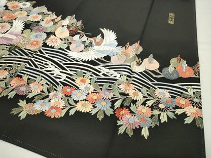 平和屋着物●中国三大刺繍　蘇州刺繍　総刺繍　黒留袖　群鶴立波花文　金糸　正絹　逸品　CABI0960gh