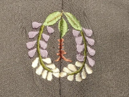 平和屋着物●上質な色無地　作家物　ワンポイント　刺繍　鈍色　正絹　逸品　CABI0961gh