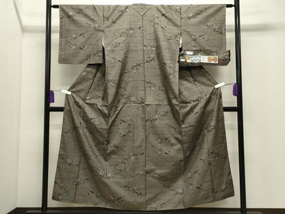 平和屋着物●本場大島紬　9マルキ　泥染め　槍梅文　瀧田絹織物謹製　証紙付き　正絹　逸品　CABI1008gh