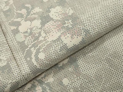平和屋着物●伝統工芸士 紫峰作本場大島紬　白大島　9マルキ　彩華　流水舞桜文　むらなか謹製　証紙付き　正絹　逸品　未使用　CABI1011gh