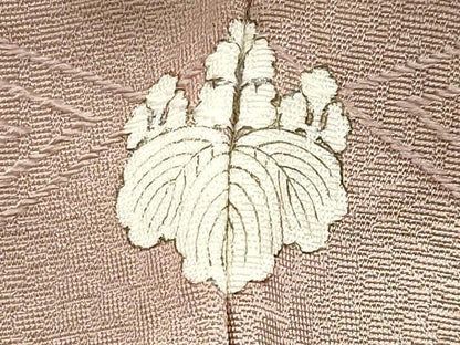 平和屋着物●上質な色無地　双鶴菱地紋　梅染色　正絹　逸品　未使用　CABI1029gh