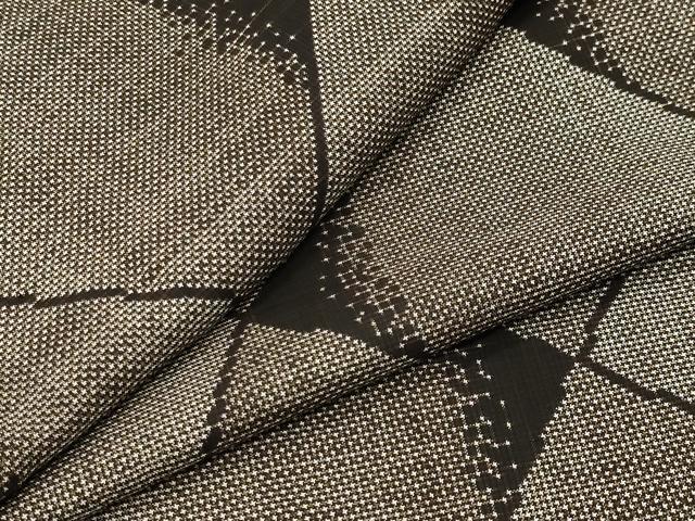 平和屋着物●本場大島紬　7マルキ　幾何学文様　正絹　逸品　CABI1047gh