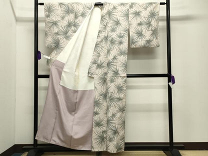 平和屋着物●上質な小紋　紬地　舞花文　金彩　正絹　逸品　CABI1048gh