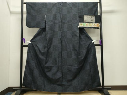 平和屋着物●本場真綿結城紬　泥染絣　市松麻の葉文様　証紙付き　正絹　逸品　CABI1109gh