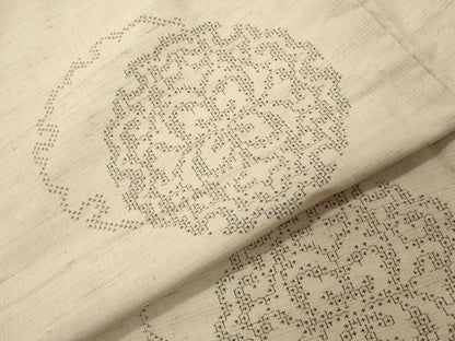 平和屋着物●結城紬　100亀甲　飛び亀甲柄　雪輪重ね花文　正絹　逸品　CABI1162gh