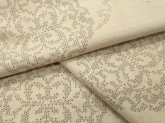平和屋着物●結城紬　100亀甲　飛び亀甲柄　雪輪重ね花文　正絹　逸品　CABI1162gh