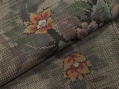 平和屋着物●本場大島紬　9マルキ　草花文　正絹　逸品　CABI1171gh