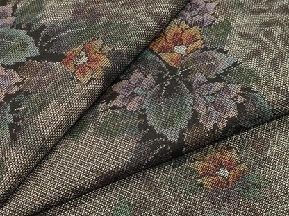 平和屋着物●本場大島紬　9マルキ　草花文　正絹　逸品　CABI1171gh