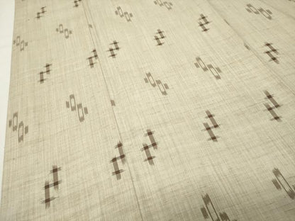 平和屋着物●上質な紬　琉球絣文様　背抜き仕立て　正絹　逸品　CABI1181gh