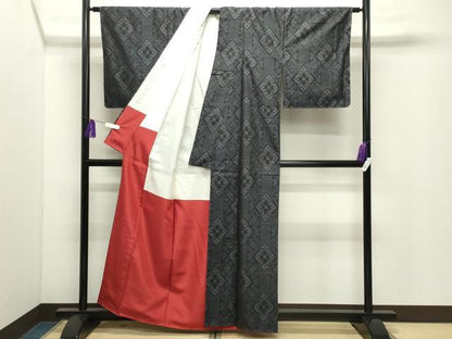 平和屋着物●本場大島紬　菱花唐草文　正絹　逸品　未使用　CABI1194gh