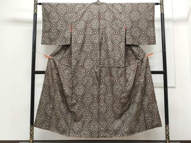 平和屋着物●本場大島紬　龍郷絣　菱吉祥文　正絹　逸品　CABI1209th