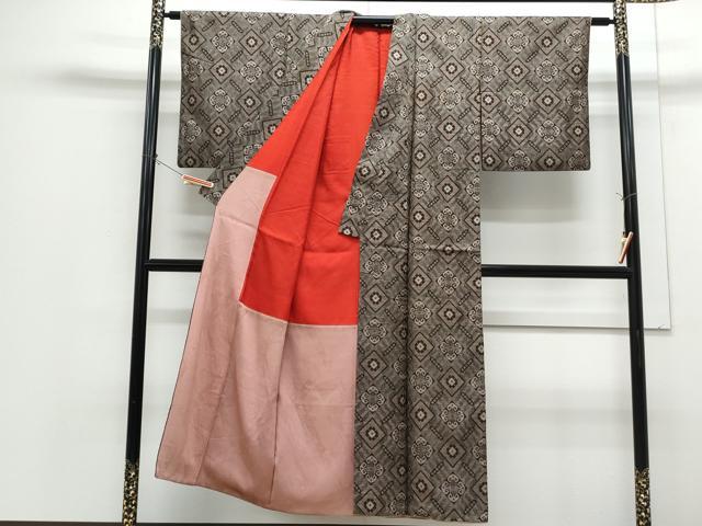 平和屋着物●本場大島紬　龍郷絣　菱吉祥文　正絹　逸品　CABI1209th