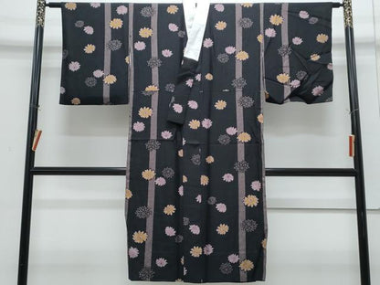 平和屋着物●長襦袢　無双仕立て　舞花文　黒地　正絹　逸品　CABI1211th