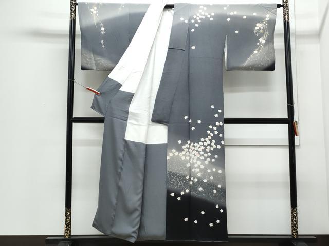 平和屋着物●史上初の女性友禅師 京都府伝統産業優秀技術者 京の名工 岡山武子 訪問着 暈し染め 銀彩 鬼しぼ縮緬 正絹 逸品 CABI1221th