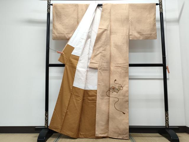 平和屋着物●色留訪問着　紬地　刺繍　冊子花文　正絹　逸品　CABI1247th
