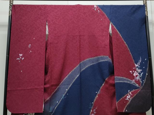 平和屋着物●豪華振袖　刺繍　花蝶文　暈し染め　金彩　やまと誂製　正絹　逸品　CABI1317th