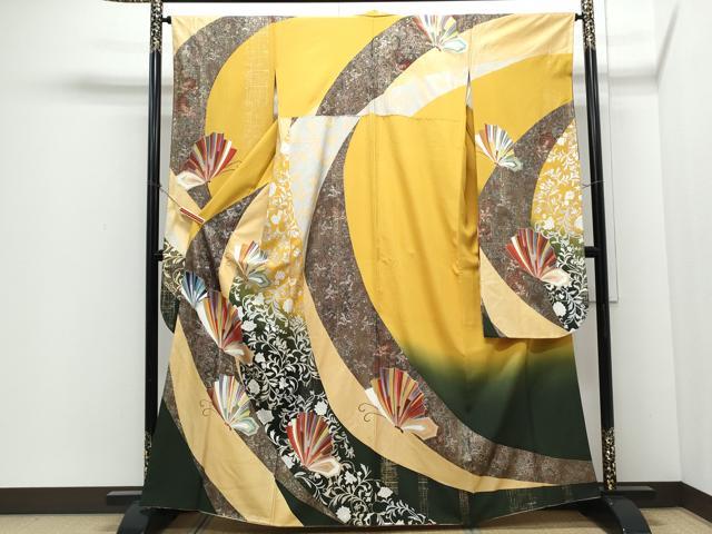 平和屋着物●豪華振袖　更紗花蝶文　暈し染め　金彩　正絹　逸品　CABI1334th
