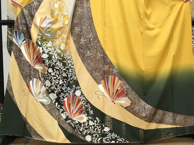 平和屋着物●豪華振袖　更紗花蝶文　暈し染め　金彩　正絹　逸品　CABI1334th