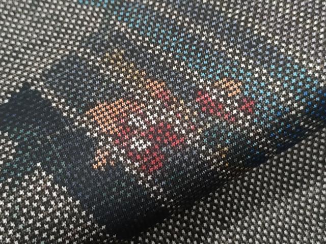 平和屋着物●本場大島紬　7マルキ　色紙草花文　正絹　逸品　CABI1342th
