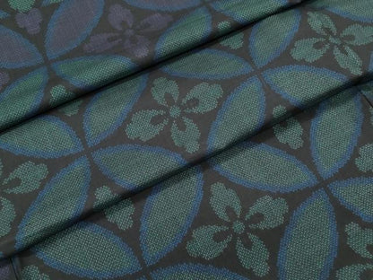 平和屋着物●本場大島紬　7マルキ　七宝花文　正絹　逸品　CABI1348th