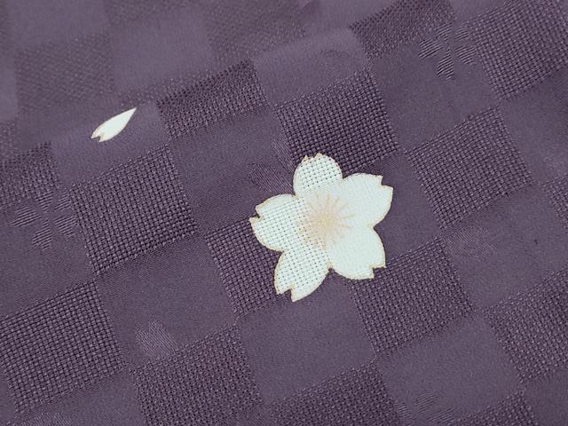 平和屋着物＊夏物　小紋　市松文紗　舞桜文　金彩　正絹　逸品　CABI1447th