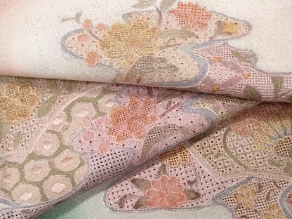 平和屋着物●中国三大刺繍　スワトウ刺繍　総刺繍　訪問着　地紙草花文　暈し染め　金彩　正絹　逸品　CABI1470th