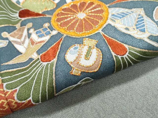 平和屋着物●訪問着　駒刺繍　宝尽くし花文　暈し染め　金彩　正絹　逸品　CABI1483th