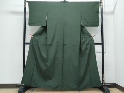 平和屋着物●上質な紬　色無地　虫襖色　正絹　逸品　CABI1512th