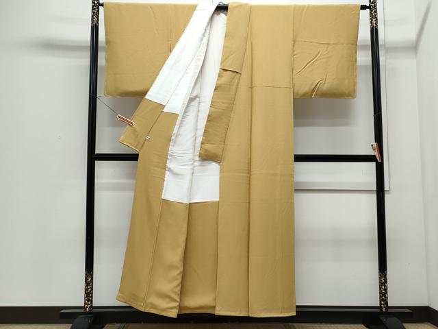 平和屋着物●上質な色無地　黄朽葉色　正絹　逸品　未使用　CABI1530th