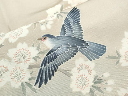 平和屋着物●訪問着　刺繍　休み鳥　枝花舞蝶文　暈し染め　金糸　正絹　逸品　CABI1537th