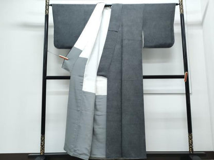 平和屋着物●江戸小紋　鮫小紋柄　黒地　鬼しぼ縮緬　正絹　逸品　未使用　CABI1541th