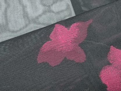 平和屋着物＊夏物　小紋　紗　草花文　黒地　正絹　逸品　CABI1577th