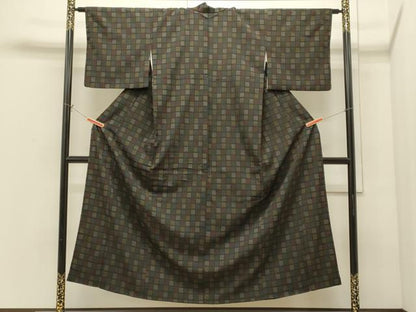 平和屋着物■上質な紬　色紙文　黒地　正絹　逸品　CABI1652oy