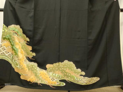 平和屋着物■豪華黒留袖　刺繍　吉祥松文　金糸　正絹　逸品　CABI1744oy