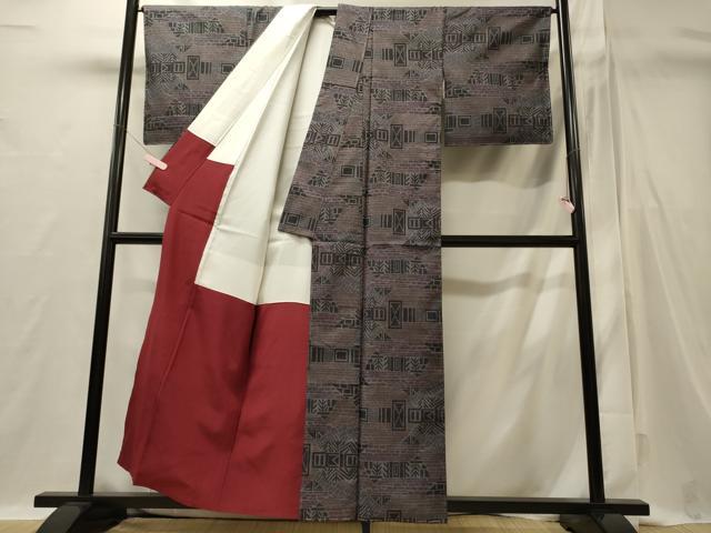 平和屋着物■本場大島紬　7マルキ　幾何学文様　正絹　逸品　未使用　CABI1768oy
