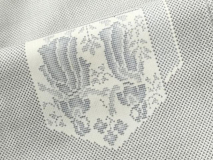 平和屋着物●本場大島紬　白大島　9マルキ　亀甲重ね人物草花文　正絹　逸品　CABI2033yc