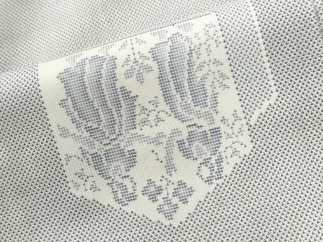 平和屋着物●本場大島紬　白大島　9マルキ　亀甲重ね人物草花文　正絹　逸品　CABI2033yc