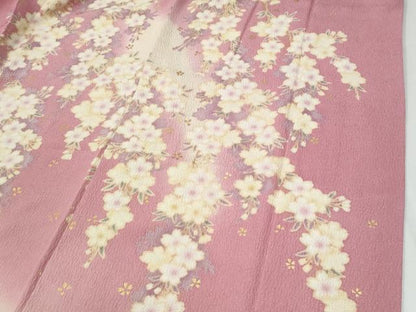 平和屋着物●豪華振袖　駒刺繍　舞桜文　暈し染め　金通し地　正絹　逸品　CABI2054yc