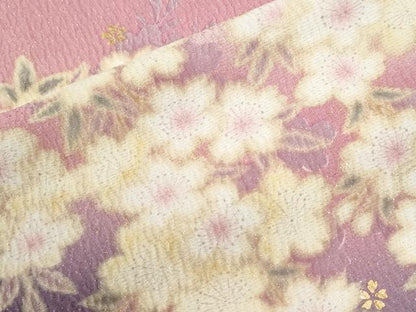 平和屋着物●豪華振袖　駒刺繍　舞桜文　暈し染め　金通し地　正絹　逸品　CABI2054yc