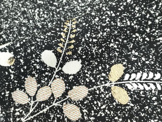 平和屋着物●訪問着　流水草花文　たたき染め　黒地　金彩　正絹　逸品　CABI2087yc