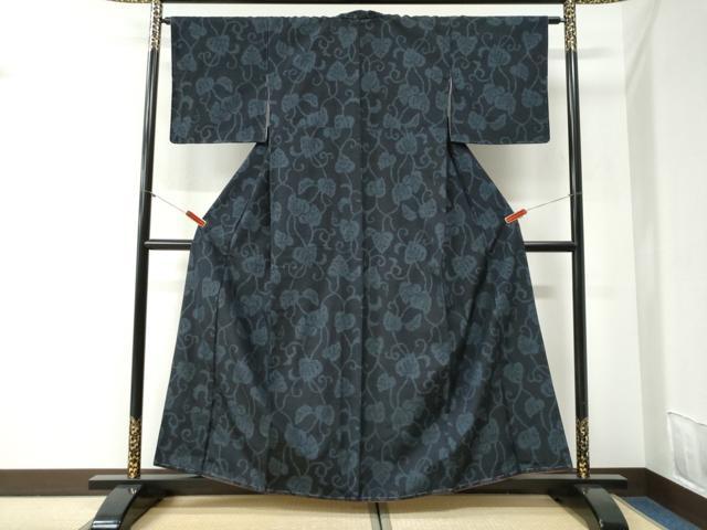 平和屋着物●結城紬　80亀甲　飛び亀甲柄　唐草文　正絹　逸品　未使用　CABI2129yc