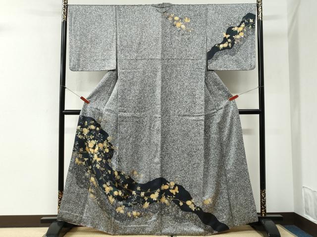 平和屋着物●訪問着　花蝶文　たたき染め　黒地　金彩　正絹　逸品　CABI2199yc