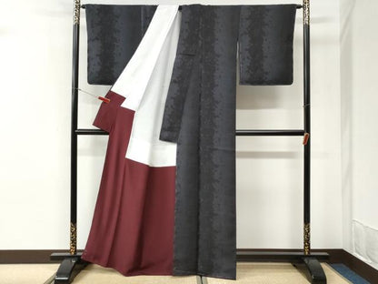 平和屋着物●玉糸紬　舞桜シルエット　証紙付き　正絹　逸品　未使用　CABI2216yc